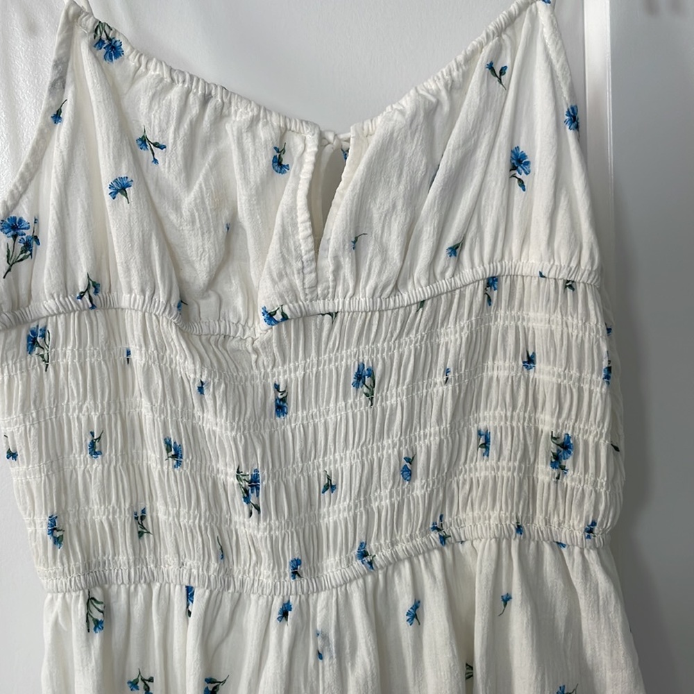 Romper - Picture 2 of 5
